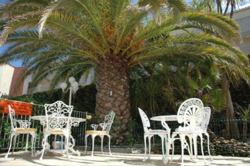 Hotel Azur آجد المظهر الخارجي الصورة